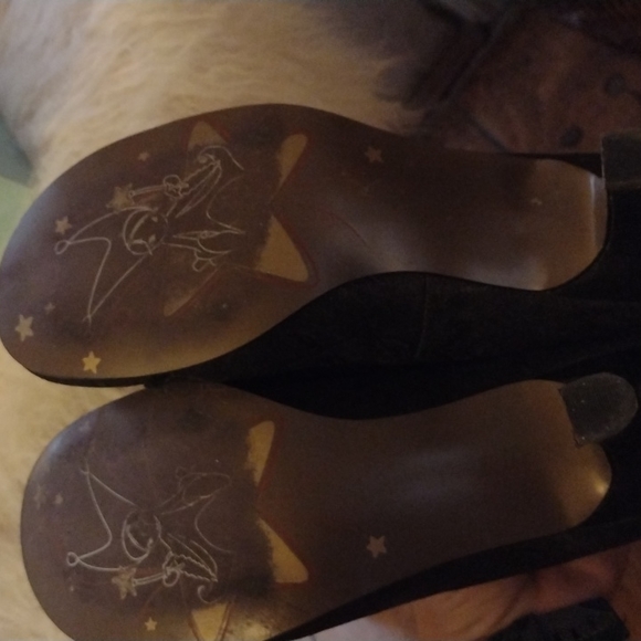 Mudd Women's black low heel shoe - Picture 4 of 4